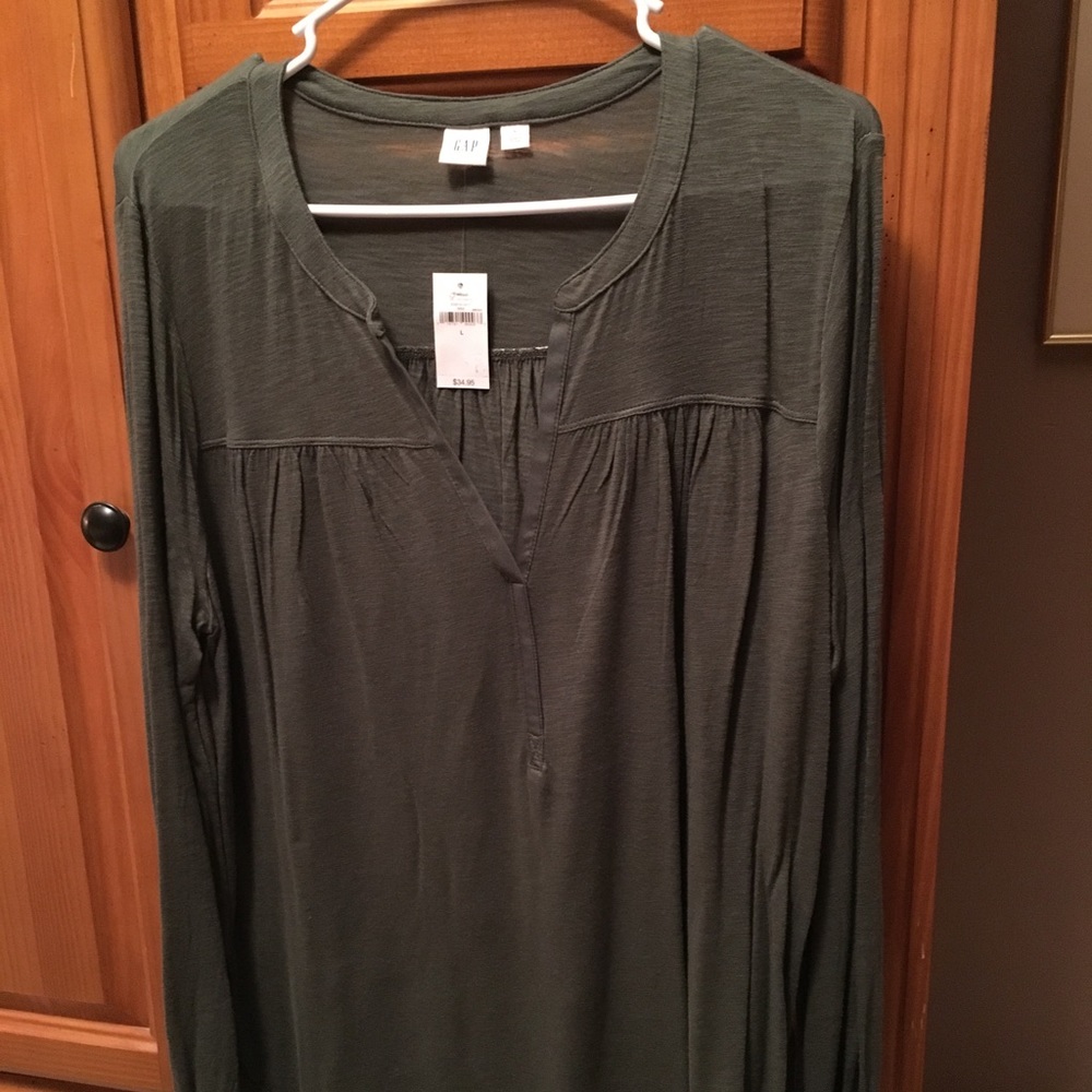 Gap Blouse Sz Large NWT New Green w/Elastic Wrist